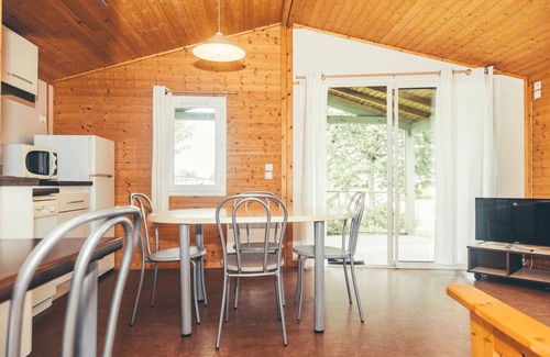 Beynat Chalet De Esquí | Chalet 3 étoiles - Piscine - eebbhf