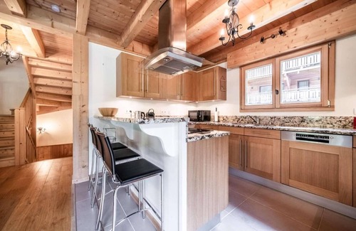Les Prodains Chalet De Esquí | Chalet, 3.o piso, chimenea o estufa a leña, tv, 170m², Morzine