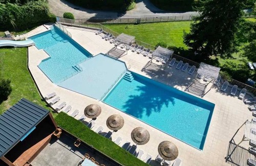 Saint-Geniez-d'Olt Chalet De Esquí | Chalet 4 étoiles - Parc aquatique - efah0i