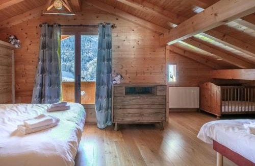 La Clusaz Chalet De Esquí | Chalet 4 Étoiles 13 Pers. à La Clusaz - Grande Terrasse, Garage, WIFI, Arrêt Skibus à Proximité - FR-1-437-81