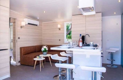 Les Cabanes de Fleury Chalet De Esquí | Chalet 4 étoiles - Parc aquatique - efbh0f