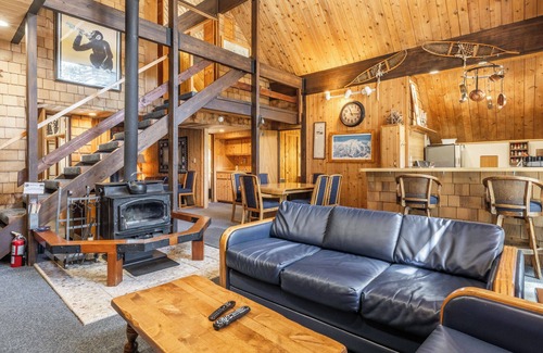 Mammoth Lakes Chalet De Esquí | Esquí en / esquí fuera de la cabina Talud - Chalet # 4