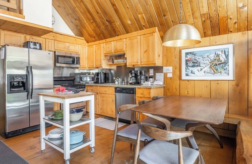 Mammoth Lakes Chalet De Esquí | Esquí en / esquí fuera de la cabina Talud - Chalet 7 #