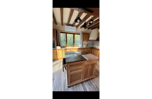 La Selle-en-Hermoy Chalet De Esquí | Chalet Acacia au Calme 1h30 de Paris
