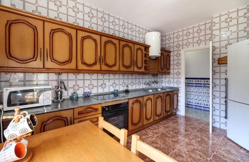 Churriana de la Vega Casa | Chalet acogedor con piscina muy cerca de Granada