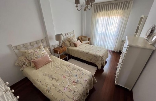 Comillas Casa | Chalet Adosado en exclusiva urbanización