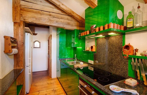 Longiaru Chalet De Esquí | Chalet Aiarei Your private retreat in the Dolomites. Where comfort meets nature.