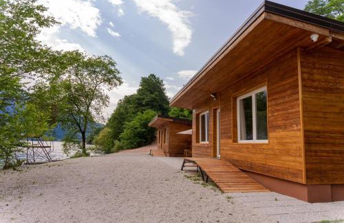 Tenna Chalet De Esquí | Chalet Alessandrini - Private Lakeside Beach