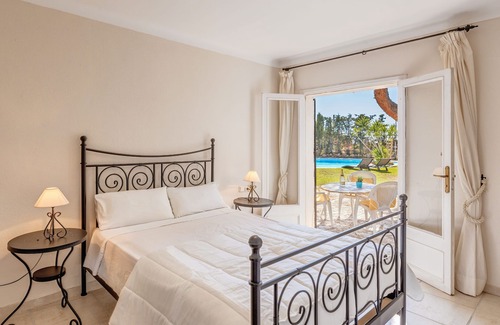 Tolleric Chalet De Esquí | Chalet 'Algues 7' with Sea View, Wi-Fi and Air Conditioning