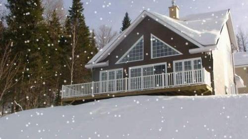 L'Anse-Saint-Jean Chalet De Esquí | Chalet Alpin