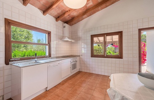 Portopetro Chalet De Esquí | Chalet 'Andres' con vistas a la montaña, Wi-Fi y aire acondicionado