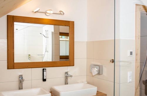 Mallnitz Alquiler De RV | Chalet Ankogel - HOCHoben camp & explore