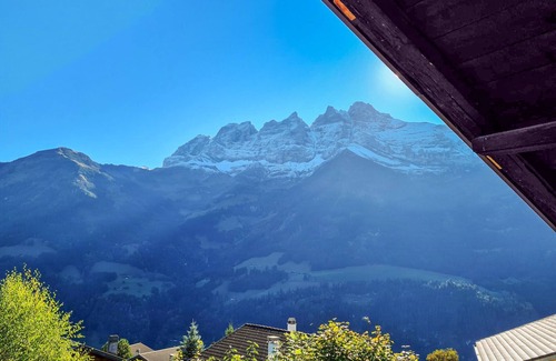 Champery Apartamento | Chalet Anthamatten by Interhome
