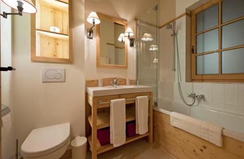 Sankt Anton am Arlberg Chalet De Esquí | Chalet Antoin Stube & Architecture -MESSAGE-'WHATSAP - BEFORE - BOOKING -I-43-681-2016-1054-