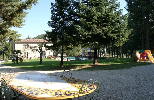 Ramazzano Apartamento | Chalet Apartamento 110 Sq. Metros en las verdes colinas de Umbría con bonita piscina