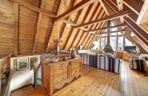 Tredos Casa | Chalet Aranés Santa María cerca de Baqueira-Beret by Eth Flòc