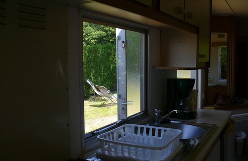 Moux-en-Morvan Casa | Chalet at the edge of the lake of Settons! mobil home on closed ground, animals accepted!