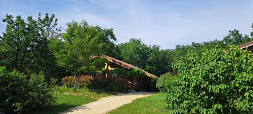 Mauroux Chalet De Esquí | Chalet au calme cœur du LOT