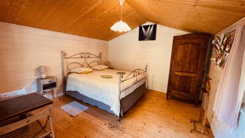 Bagnols-en-Foret Chalet De Esquí | Chalet avec piscine privée dans la forêt