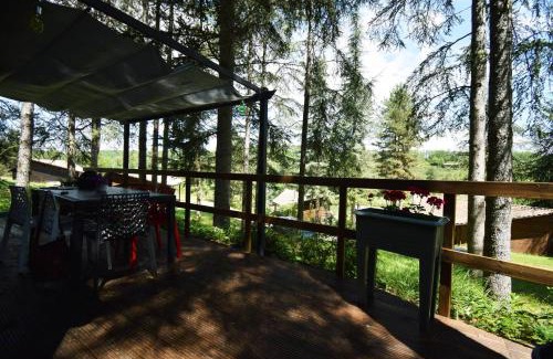 Layrac Chalet De Esquí | Chalet avec piscine commune au Lac de Goulens - 2 adultes et 3 enfants