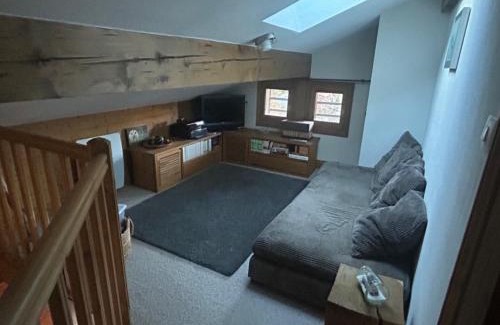 La Celle-sous-Gouzon Chalet De Esquí | Chalet avec sauna et proximité pistes ski sur PRAZ SUR ARLY