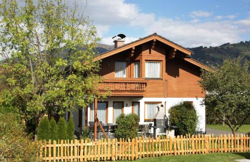 Schuttdorf Chalet De Esquí | Chalet Badia by we rent, SUMMERCARD INCLUDED