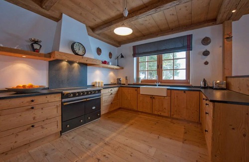 Pettneu am Arlberg Casa | Chalet Baker Vacation Home