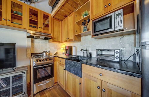 Sandpoint Chalet De Esquí | Chalet Bleu at Schweitzer Mnt Idaho
