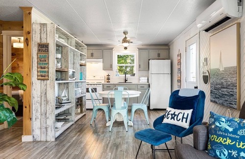 Cormierville Cabaña | Chalet bleu vue a la Baie de Cocagne