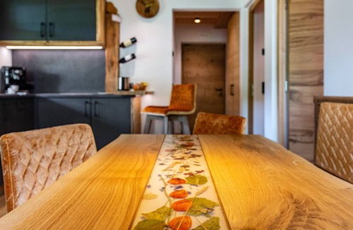 Racines Apartamento | Chalet "Blosegghof Almwiese" con vistas a la montaña, terraza privada y wifi