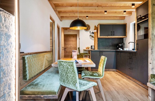 Racines Apartamento | Chalet "Blosegghof Waldblick" con vistas a la montaña, terraza privada y Wi-Fi