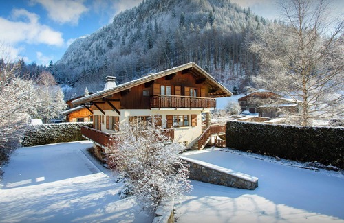 Montriond Chalet De Esquí | Chalet Bolay - family base for 8 with garden & hot tub - OVO Network