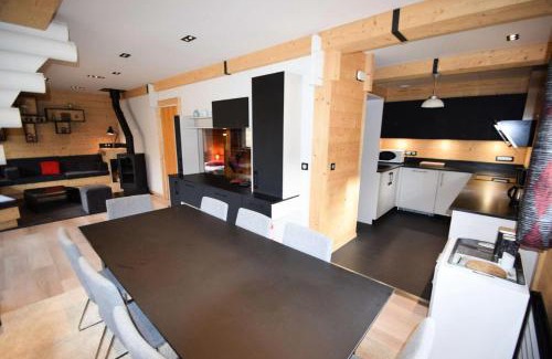 Plagne Centre Chalet De Esquí | Chalet Boulevard - Chalet Boulevard -8 pers - PLAGNE CENTRE, sur les pistes - wifi MAE-6814
