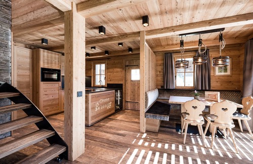 Valle Aurina Chalet De Esquí | Chalet 'Brunegg' con vistas a la montaña, Wi-Fi y aire acondicionado