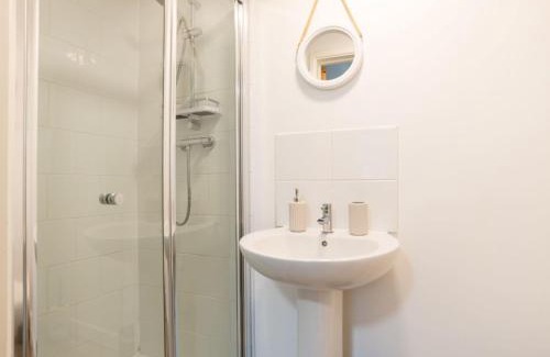 Helford Passage Chalet De Esquí | Chalet Bushwood Lodge by Interhome