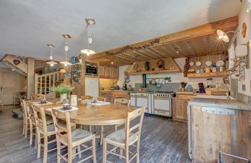 Flumet Apartamento | Chalet Cœur de Marie avec sauna et jacuzzi - Val d'Arly