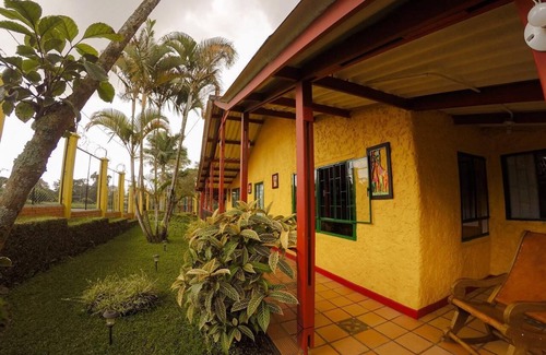 Salento Chalet De Esquí | CHALET CAFE Y ARTE, (Mi taller, inspiración y mi vida. Para mis invitados ahora.