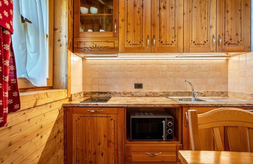 Sant'Antonio di Mavignola Chalet De Esquí | Chalet 'Camping Faè' con vistas a la montaña, terraza privada y Wi-Fi