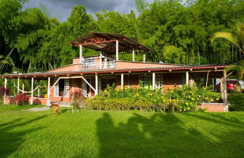 La Tebaida Casa | Chalet Casa Campestre Villa del Sol