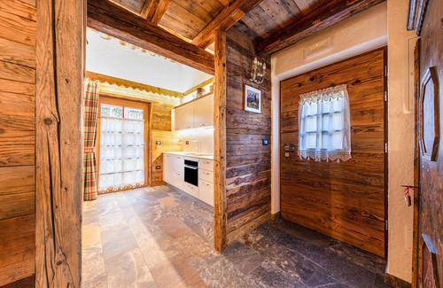 San Giovanni di Fassa Chalet De Esquí | Chalet "Catinaccio Rosengarten 56" con vistas a la montaña, jardín y Wi-Fi