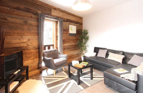 Huez-en-Oisans Chalet De Esquí | Chalet chaleureux avec bain à remous privative, a 80m de la télécabine