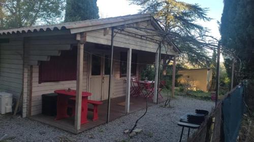 Poussan Chalet De Esquí | Chalet charmant à Poussan avec jardin privé et barbecue