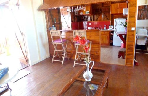 Le Moule Chalet De Esquí | Chalet charmant au Moule avec terrasse et jardin