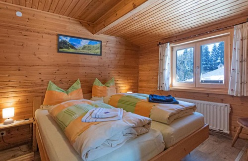 Lend Chalet De Esquí | Chalet Christine by Interhome
