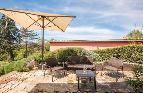 Trequanda Chalet De Esquí | Chalet "Cigno" con piscina compartida y Wi-Fi