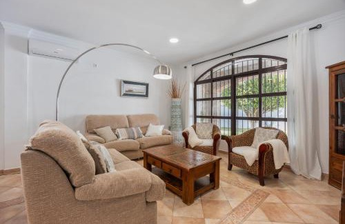 Chiclana de la Frontera Casa | Chalet con Piscina en Chiclana