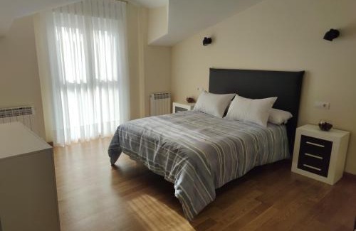 Casalarreina Casa | Chalet con amplio jardín