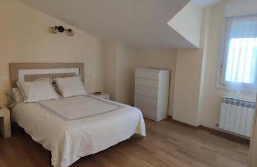 Casalarreina Casa | Chalet con amplio jardín
