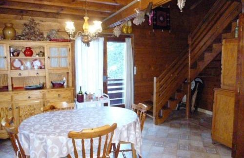 Arette Chalet De Esquí | Chalet cosy à Arette avec cheminée, terrasse, et tout confort pour 6 personnes - FR-1-602-80