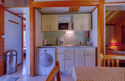Les Tourrettes Chalet De Esquí | Chalet 'D'alpion' con piscina compartida, terraza privada y jardín compartido